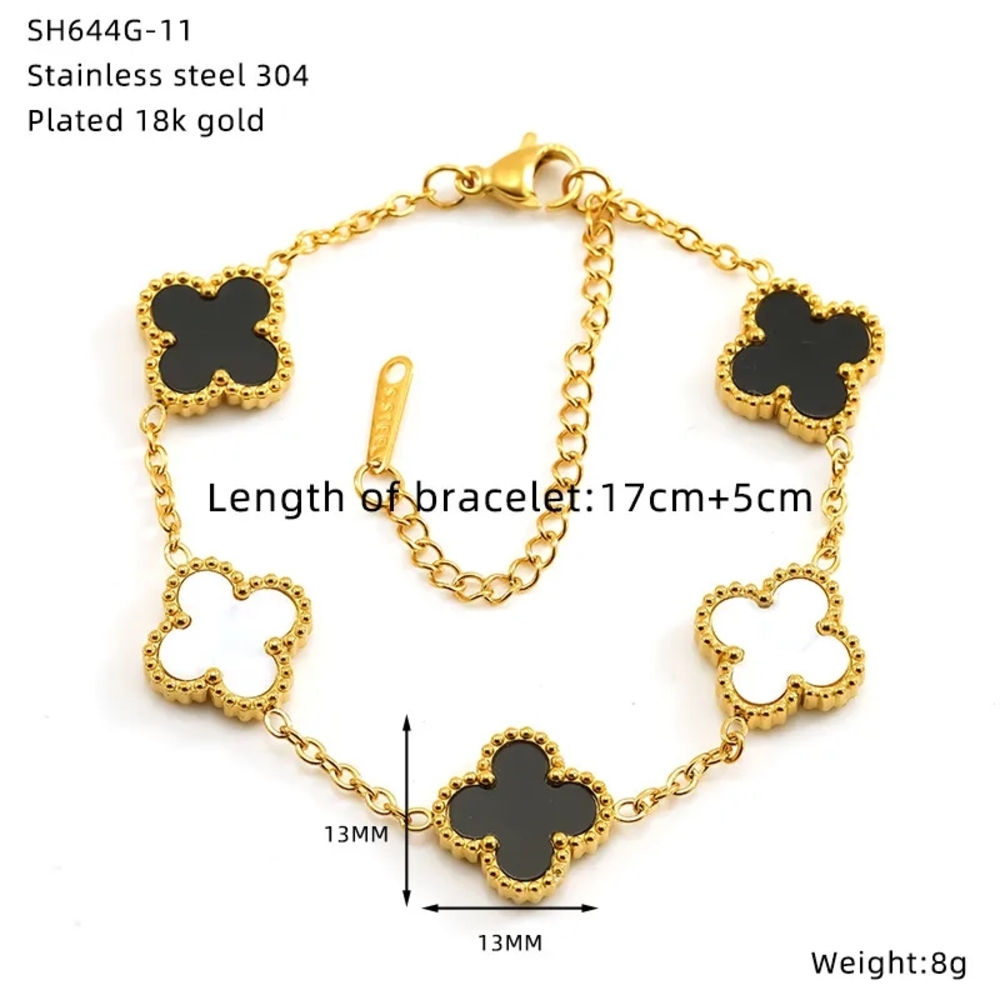Elegant Black and Gold Clover Bracelet with Adjustable Chain